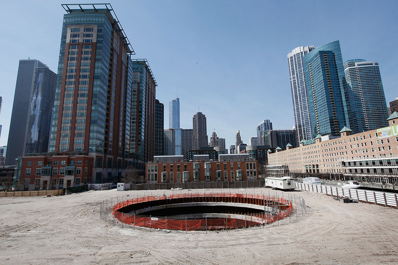 Illustration for article titled These 21 Enormous Man Made Holes Will Give You Vertigo